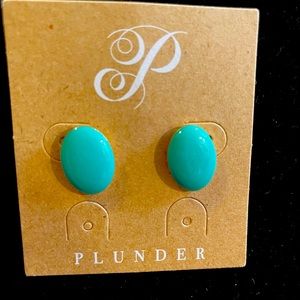 Plunder vintage stud earrings